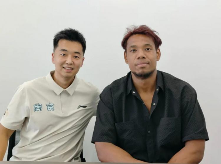 手都无法忽, 继续发挥自