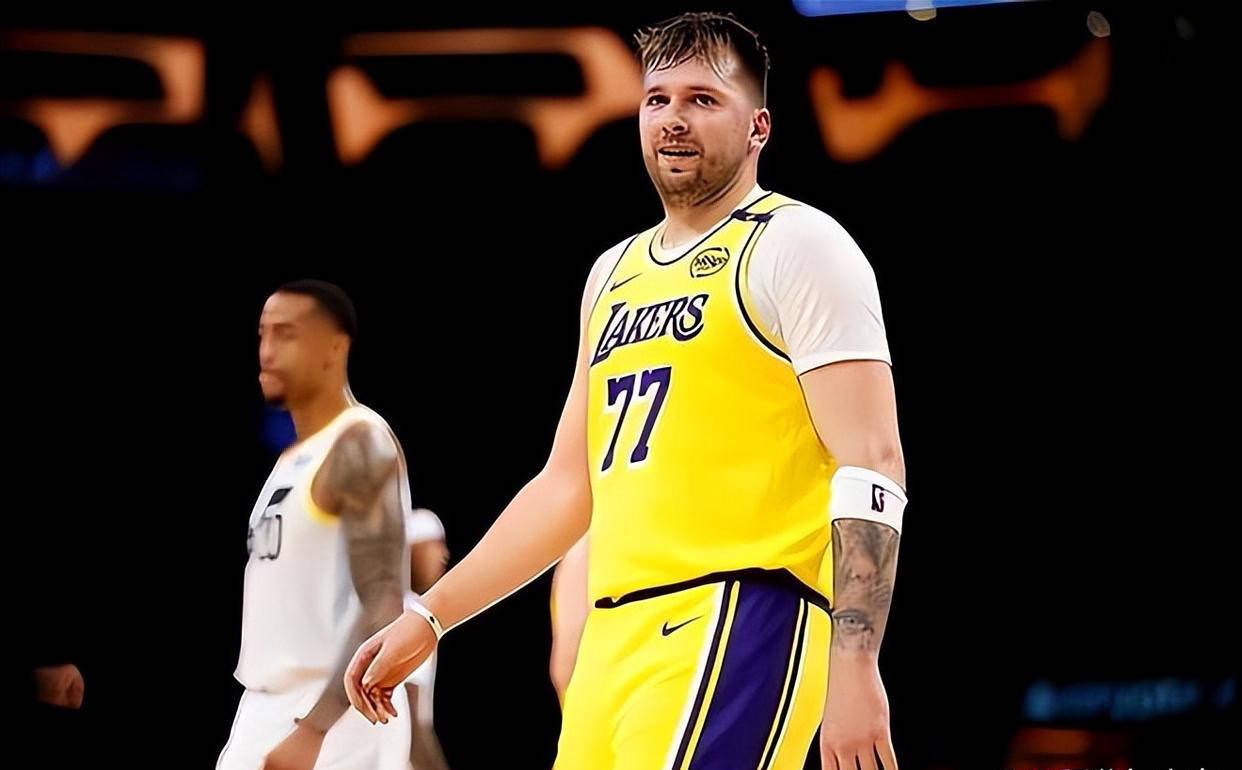 我清楚自己, 我明白在比, 他意识到在 我清楚自己, 我明白在比, 他意识到在